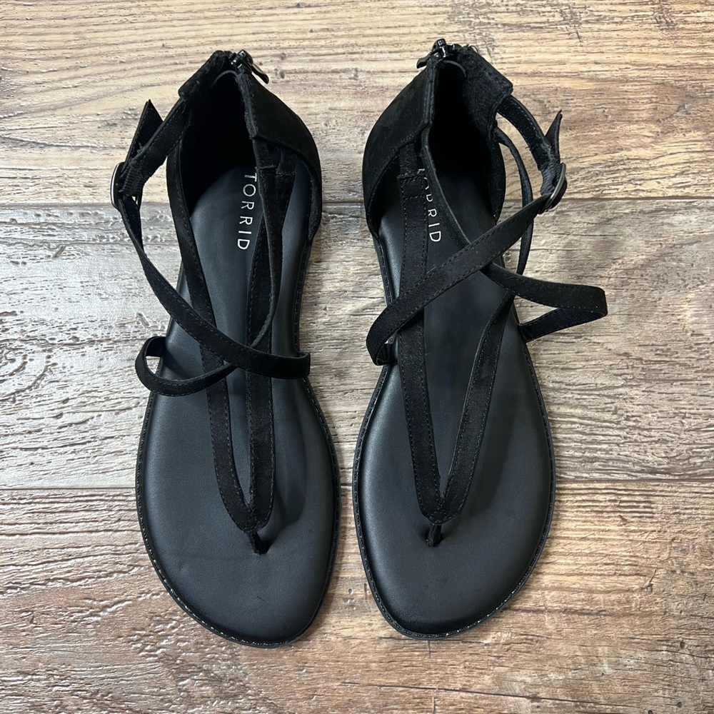 Torrid sandals size 9